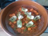 Mi guiso de patatas y albóndigas