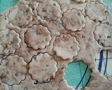 Foto del passaggio 4 della ricetta Frollini al cacao con gocce di cioccolato