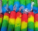 Foto langkah ke 4 dari resep Es Lilin Pelangi.