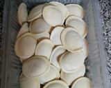 Foto del paso 7 de la receta: Raviolis de foie en salsa de trompetas de la muerte
