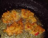 Foto del paso 3 de la receta: Croquetas de arroz, harina integral, arvejas y verduritas