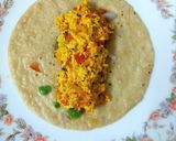 A picture of step 3 of Leftover paneer bhurji kathi roll.