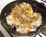 A picture of step 5 of Chinese Egg Fried Rice.