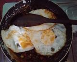 Foto langkah ke 4 dari resep Telur Ceplok Saus Tiram.