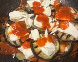 Foto del passaggio 4 della ricetta Sugo di Melanzane alla Parmigiana