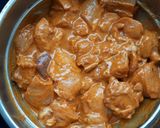 A picture of step 1 of Chicken tikka masala.