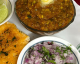 A picture of step 14 of Pav Bhaji.