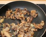 Serrano sonkás-gombás szűzpecsenye recept fázis 2 fotója