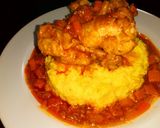 Foto del paso 5 de la receta: Polenta con queso 🧀 y salsa de codito de pollo 🍗