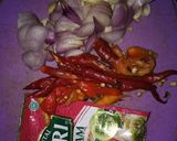 Foto langkah ke 1 dari resep Cumi basah saus tiRam.