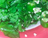A picture of step 6 of Shaljum (Turnip) And Palak (Spinach) Ki Bhujiya.