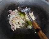 Foto langkah ke 4 dari resep Cumi udang asam manis pedas.