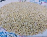 A picture of step 1 of Jhat phat moong daal.