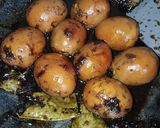 Foto langkah ke 3 dari resep Semur Telur Ala Betawi.