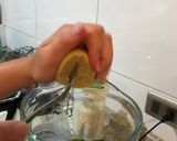 Foto del paso 2 de la receta: Licuado de piña y albahaca
