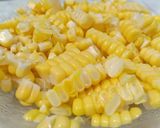 Foto langkah ke 1 dari resep Bayam Kuah Jagung Manis.
