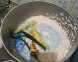 Foto langkah ke 2 dari resep Nasi Gurih Bunga Telang.