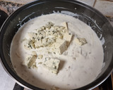 Foto del paso 3 de la receta: Pimientos rellenos en salsa de roquefort