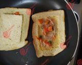 A picture of step 5 of Soyayyan bread da qwai.