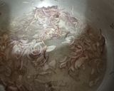 A picture of step 1 of Vegetable chicken pulao.