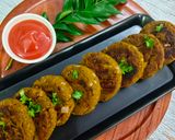 सोया टिक्की - प्रोटीन रिच पौष्टिक स्टार्टर (Soya Tikki : Protein Rich Nutritious Starter) रेसिपी चरण 9 फोटो