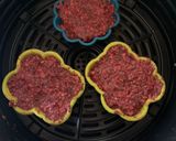 Foto del paso 2 de la receta: Muffins de remolacha, acelga y apio en Airfryer 💜