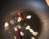Foto del paso 2 de la receta: Pasta (lirios) con ajo y guindilla