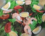 Hình bước làm 4 của món Salad tôm trứng rong biển