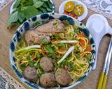 Hình bước làm 2 của món Mì giò bò viên