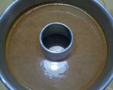 Foto langkah ke 6 dari resep Caramel Cake (Kue Sarang Semut).