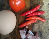 Foto langkah ke 1 dari resep Telur Dadar Sayur+Cumi.