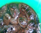 A picture of step 2 of Kunun gero(milet)and tsamiya(tamarind).