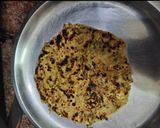 A picture of step 3 of Paneer ka parantha.