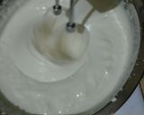 Foto langkah ke 2 dari resep Bolu potong ekonomis dan lembut.