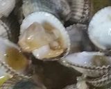 Foto del paso 2 de la receta Berberechos en su jugo