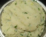 A picture of step 1 of Stuff parantha and tomato soup.