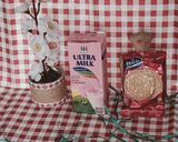 Foto langkah ke 1 dari resep 178. Milk with regal biscuits.