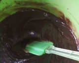 Foto langkah ke 4 dari resep Shiny Crust Brownies (Loyang sekat).