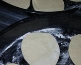 صورة لخطوة 1 من وصفة ميني بيتزا