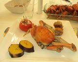 Foto del paso 1 de la receta: Cangrejos con tomates rellenos y bolitas de cangrejo