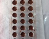 Foto del paso 15 de la receta: Bombón de chocolate relleno de fresa