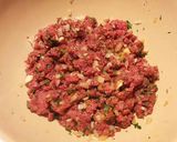 Foto del paso 4 de la receta: Keftas especiadas con cebolla y ajos