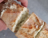Foto del paso 4 de la receta: Pan de ajo con queso. Delicioso y crujiente