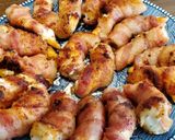 Foto del paso 5 de la receta: Camarones envueltos con tocino (momias)🌺
