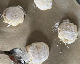 A picture of step 4 of Traditional Macarons.