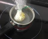 Foto del paso 3 de la receta Bombita de salmón, huevo y aguacate
