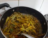 लहसुणी गवार सेंगा ची भाजी रेसिपी स्टेप 2 फोटो