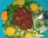 Foto langkah ke 3 dari resep Martabak Kornet Mini.