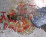 Foto langkah ke 2 dari resep Orek tempe kering pedas.