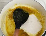 Foto langkah ke 2 dari resep Telur Ceplok Kuah Santan.